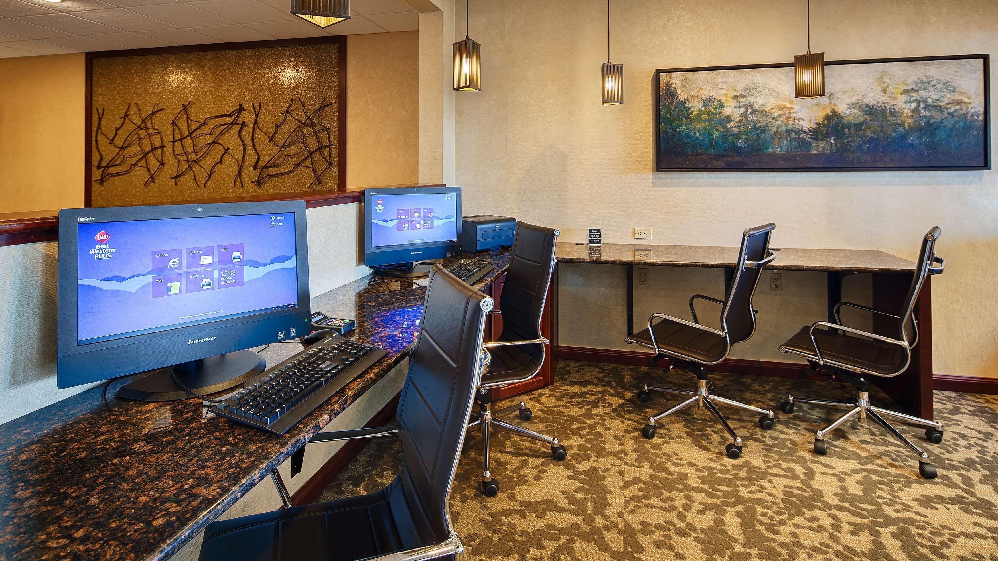 Best Western Plus Dubuque Hotel And Conference Center Ngoại thất bức ảnh