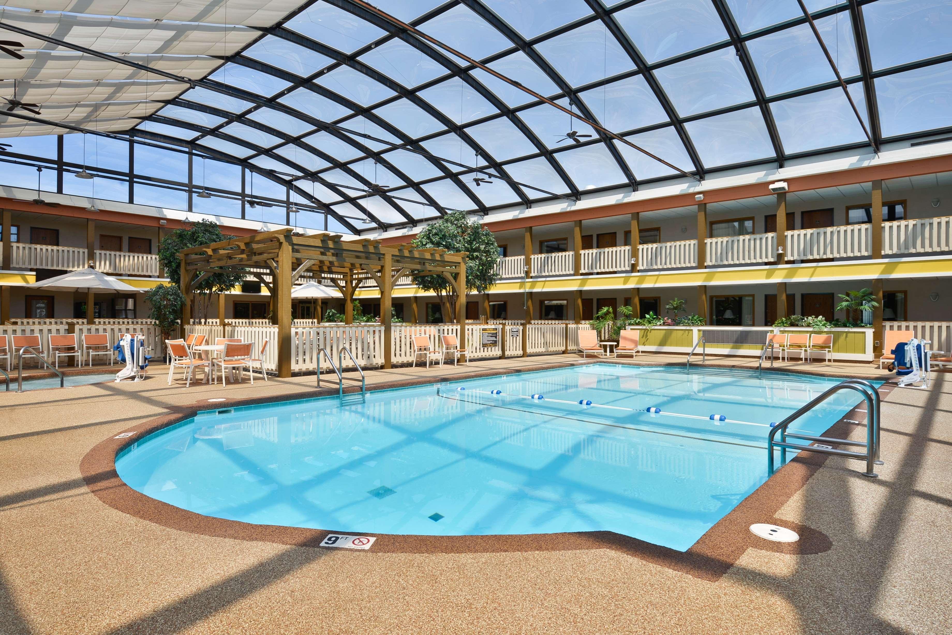 Best Western Plus Dubuque Hotel And Conference Center Ngoại thất bức ảnh