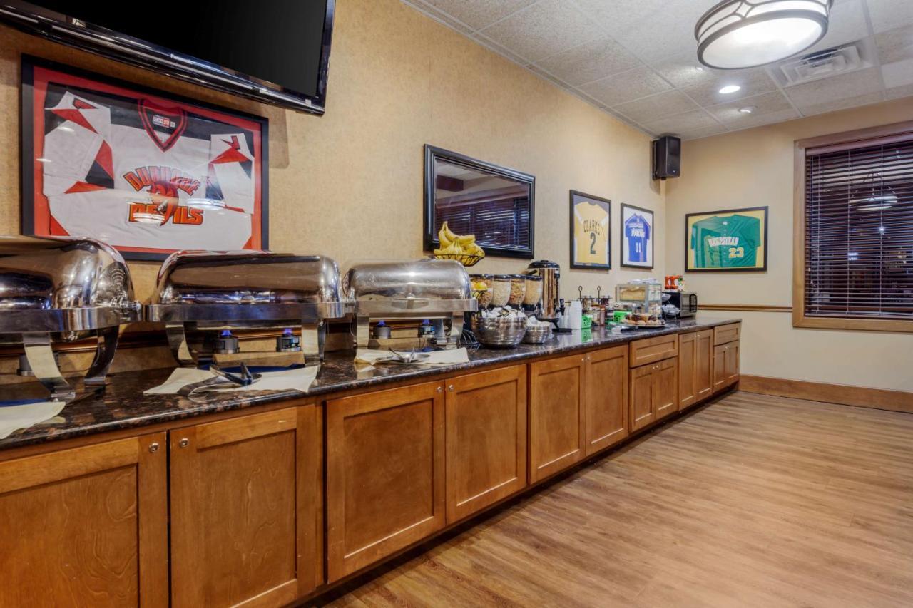 Best Western Plus Dubuque Hotel And Conference Center Ngoại thất bức ảnh