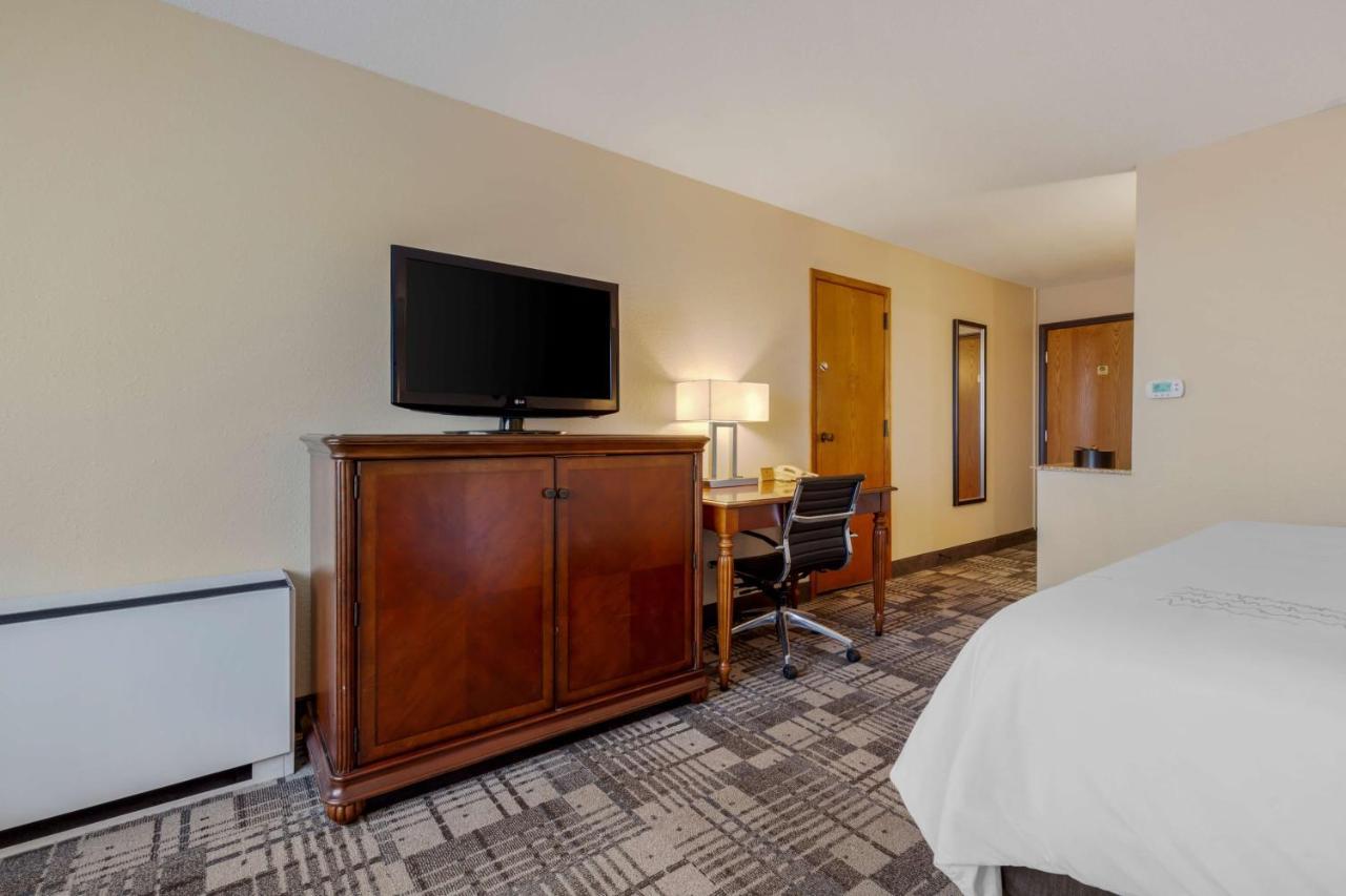 Best Western Plus Dubuque Hotel And Conference Center Ngoại thất bức ảnh