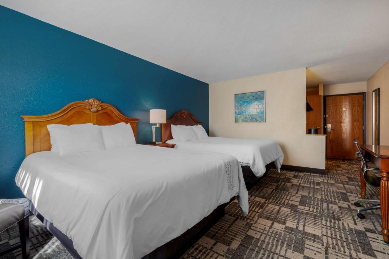 Best Western Plus Dubuque Hotel And Conference Center Ngoại thất bức ảnh