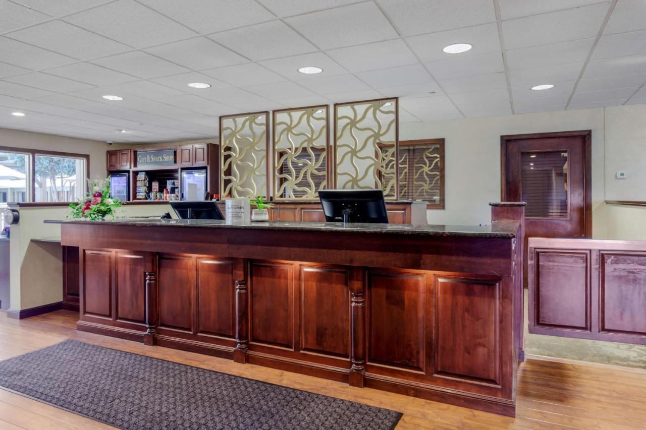 Best Western Plus Dubuque Hotel And Conference Center Ngoại thất bức ảnh