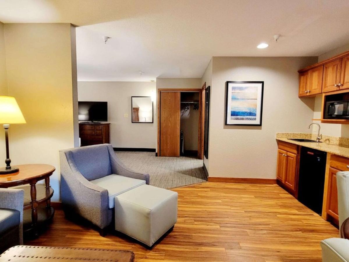 Best Western Plus Dubuque Hotel And Conference Center Ngoại thất bức ảnh