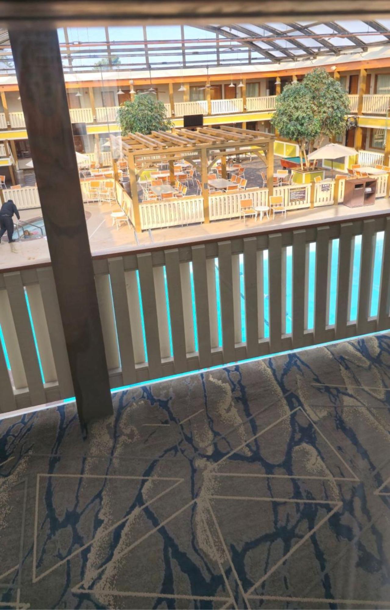Best Western Plus Dubuque Hotel And Conference Center Ngoại thất bức ảnh